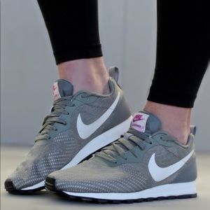 Womens nike md runner 2 eng mesh Clearance